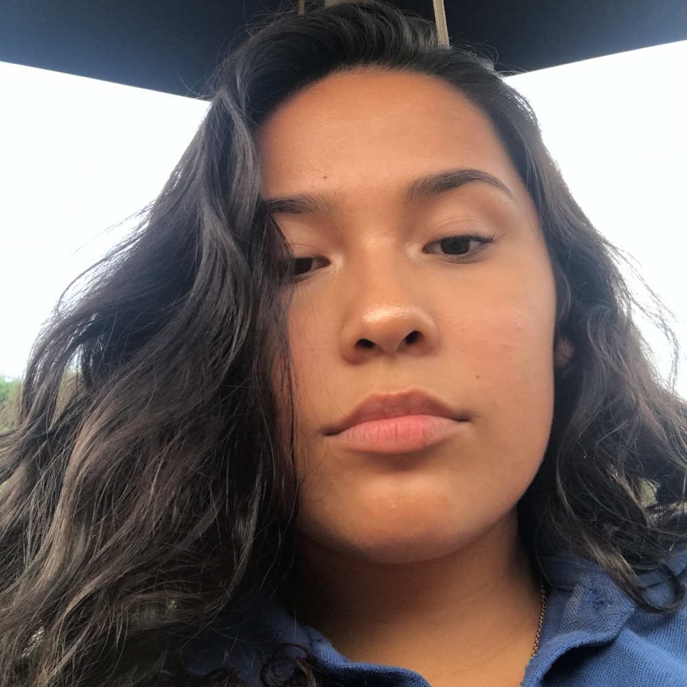 Meet your Posher, Vivi